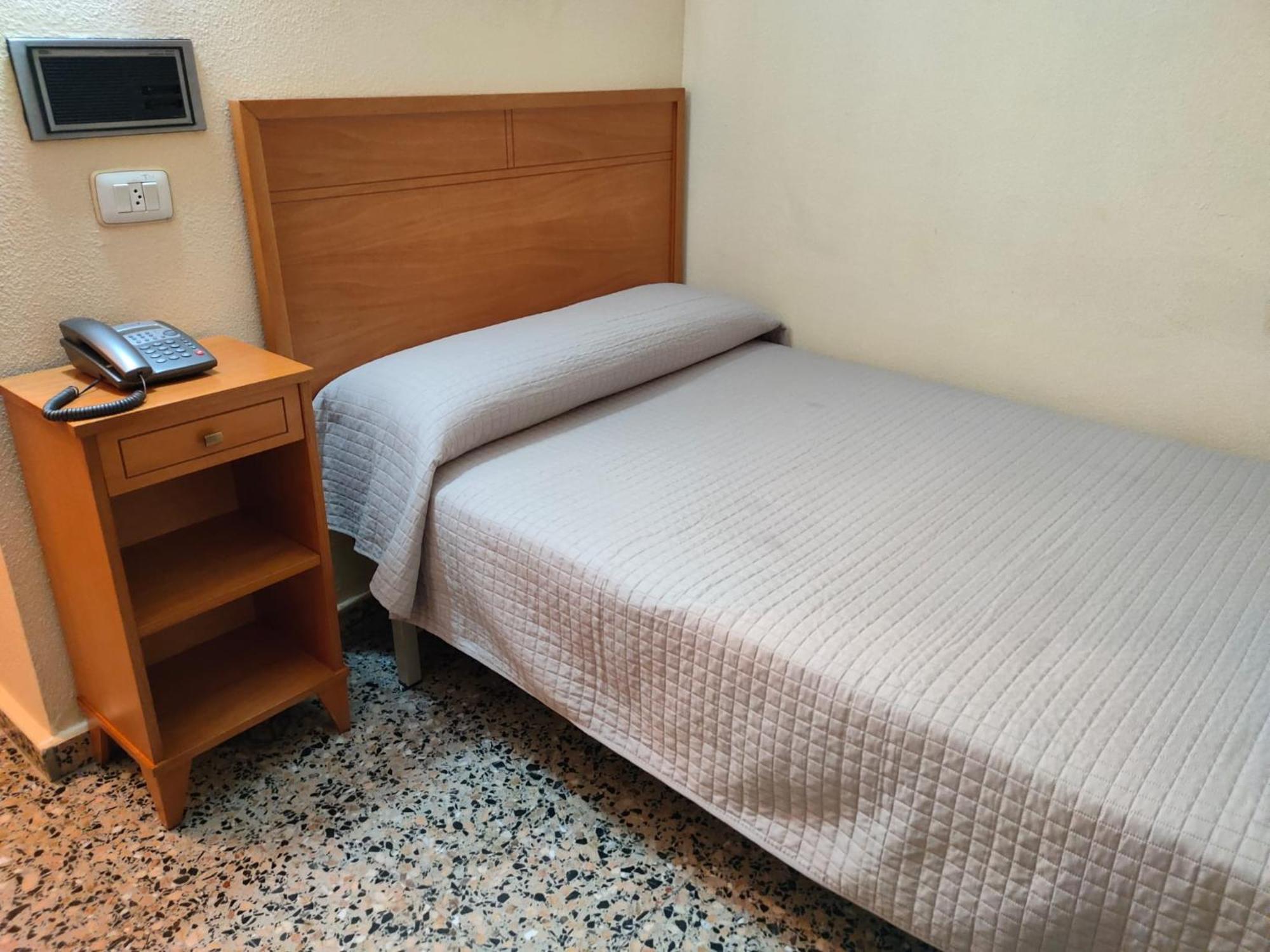 סרגוסה Hotel Cogullada מראה חיצוני תמונה